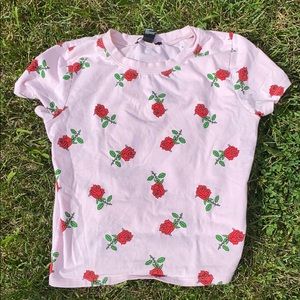 pink shirt with rose printing🌹